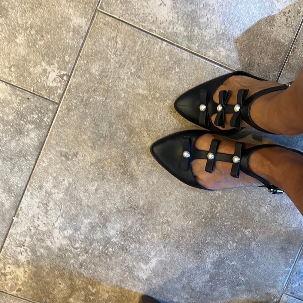 New black shoes